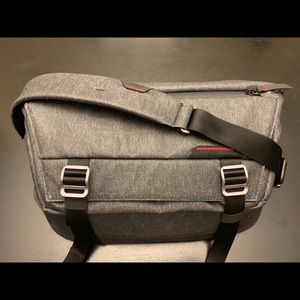 Peak Design Everyday Sling 10L